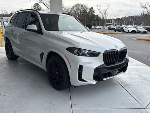 New 2026 BMW X5 sDrive40i RWD image 6