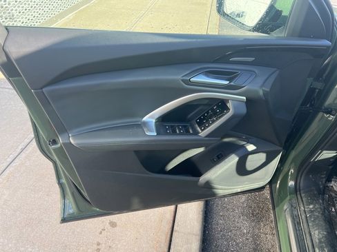 Used 2025 Audi Q5 Premium Plus w/ Premium Plus image 48