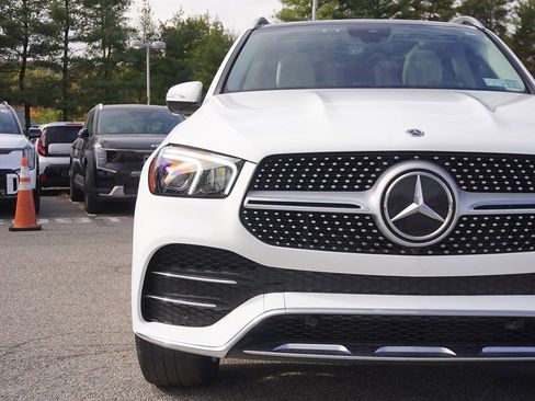 Used 2022 Mercedes-Benz GLE 350 4MATIC image 15