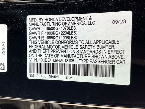 Used 2024 Acura Integra A-Spec image 32