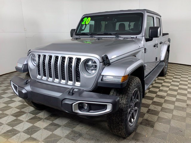 Used 2020 Jeep Gladiator Overland w/ Dual Top Group AWD/4WD image 8