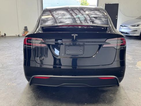 Used 2023 Tesla Model X AWD/4WD image 3