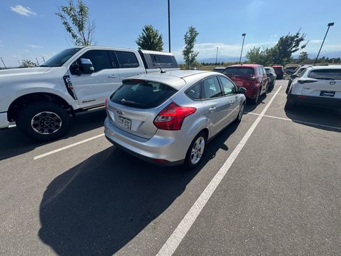 Used 2013 Ford Focus SE FWD image 6
