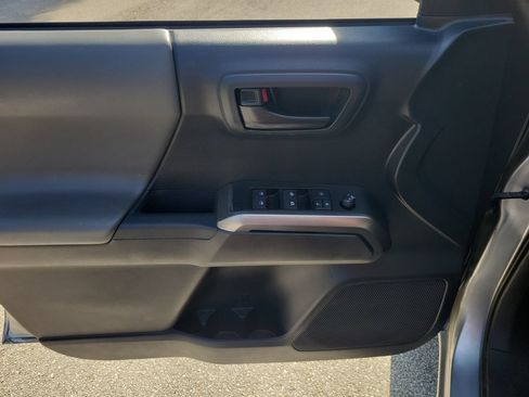 Used 2023 Toyota Tacoma SR5 w/ Technology Package RWD image 13