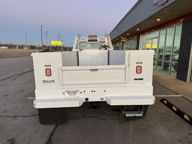 Used 2022 Ford F550 4x4 Regular Cab Super Duty image 11