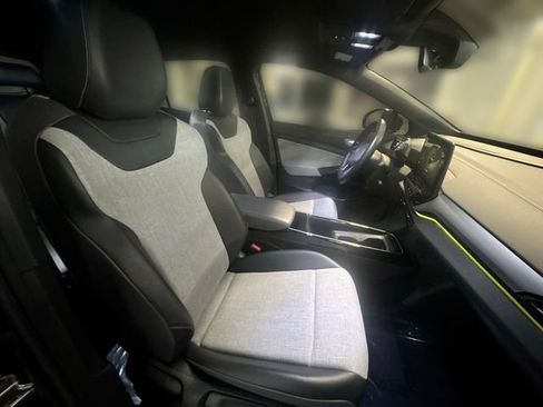 Certified 2023 Volkswagen ID.4 2WD image 25