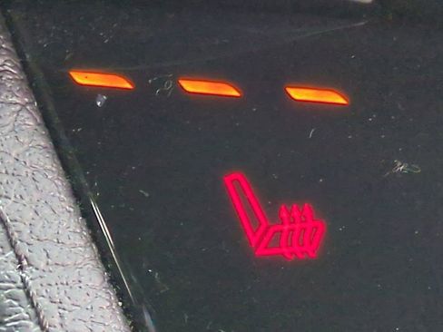 Used 2021 Cadillac XT5 Premium Luxury image 24