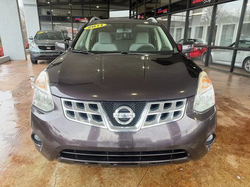Used 2011 Nissan Rogue SV w/ Premium Pkg image 2