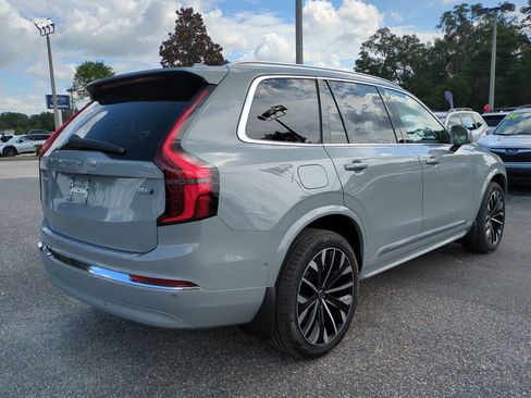 New 2026 Volvo XC90 B6 Plus w/ Protection Package Premier image 4