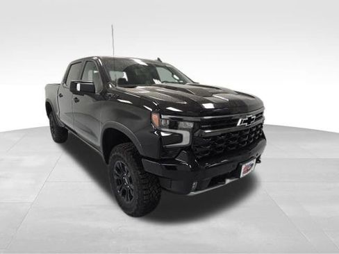 New 2026 Chevrolet Silverado 1500 ZR2 w/ Dark Appearance Package image 7