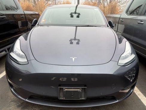 Used 2021 Tesla Model Y Long Range image 2