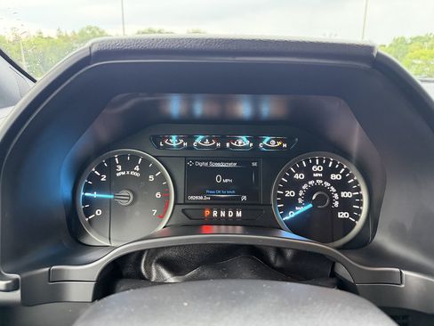 Used 2020 Ford F150 XLT w/ Equipment Group 302A Luxury AWD/4WD image 14
