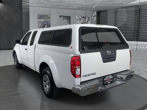 Used 2012 Nissan Frontier S RWD image 6