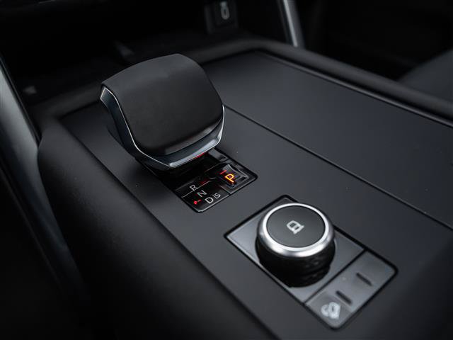 New 2026 Land Rover Discovery Dynamic SE AWD/4WD image 27