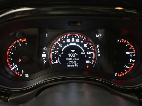 Used 2024 Dodge Durango GT AWD/4WD image 17