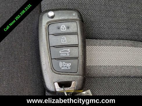 Used 2023 Hyundai Sonata SE w/ Cargo Package image 28