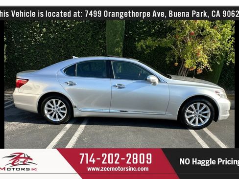 Used 2011 Lexus LS 460 AWD w/ Comfort Pkg image 5