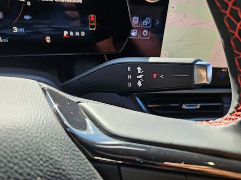 New 2025 Chevrolet Equinox EV RS image 23