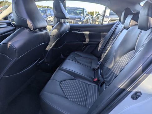 Used 2024 Toyota Camry SE image 26