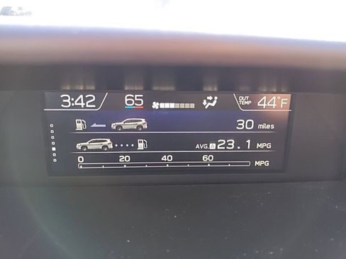 Certified 2023 Subaru Forester Premium image 27