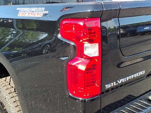 New 2026 Chevrolet Silverado 1500 Custom Trail Boss AWD/4WD image 8