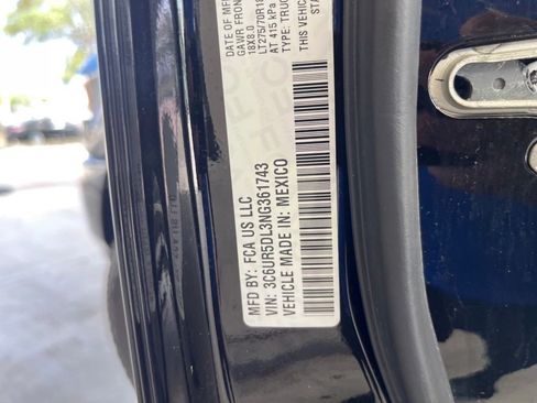 New 2022 RAM 2500 Big Horn w/ Level C Equiment Group image 37