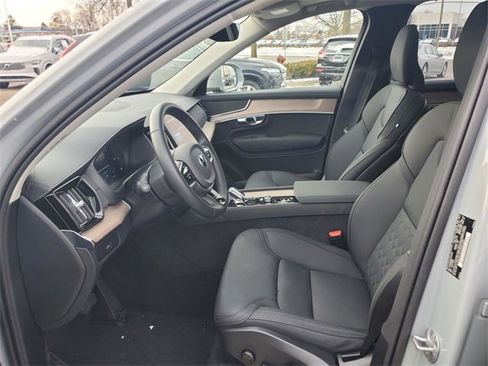 Certified 2025 Volvo XC90 B6 Plus image 15