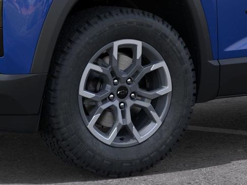 New 2026 Chevrolet Equinox ACTIV AWD/4WD image 9