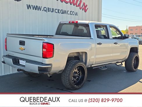 Used 2018 Chevrolet Silverado 1500 Custom w/ Custom Value Package image 7