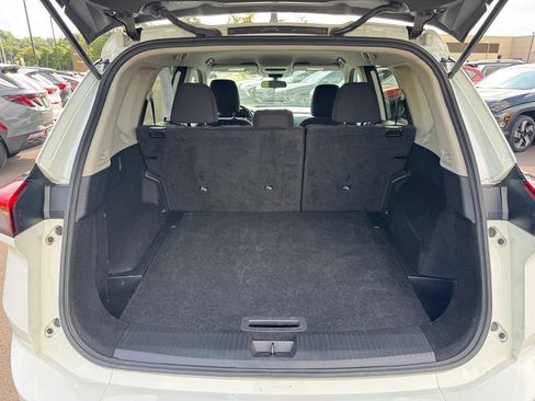 Used 2024 Nissan Rogue S AWD/4WD image 16