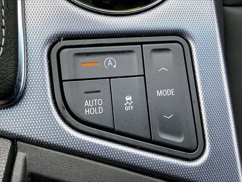 Used 2025 Cadillac CT4 Premium Luxury image 28