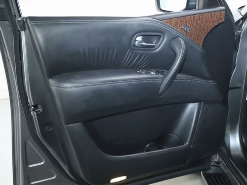 Used 2020 Nissan Armada SL w/ Premium Package image 16