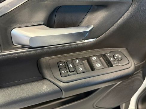 Used 2025 RAM 1500 Big Horn w/ Night Edition AWD/4WD image 39