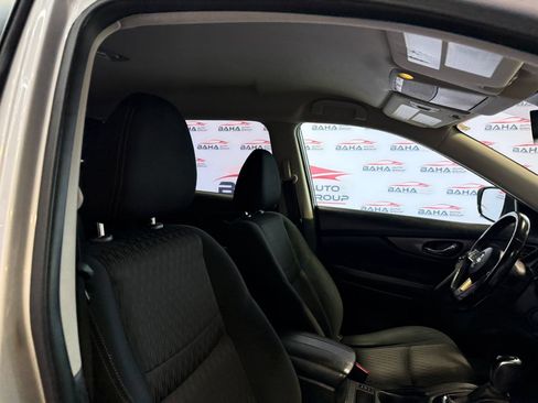 Used 2019 Nissan Rogue SV AWD/4WD image 49