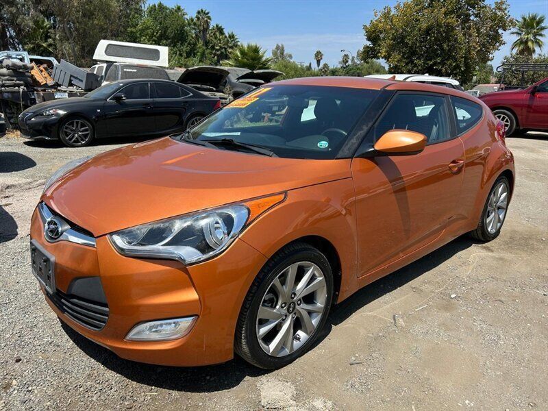 Used 2017 Hyundai Veloster FWD image 40