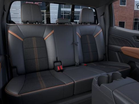 New 2026 GMC Canyon AT4 AWD/4WD image 17