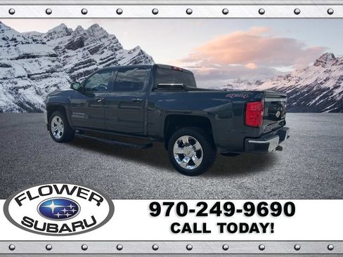 Used 2017 Chevrolet Silverado 1500 LT w/ LT Eassist Package AWD/4WD image 5