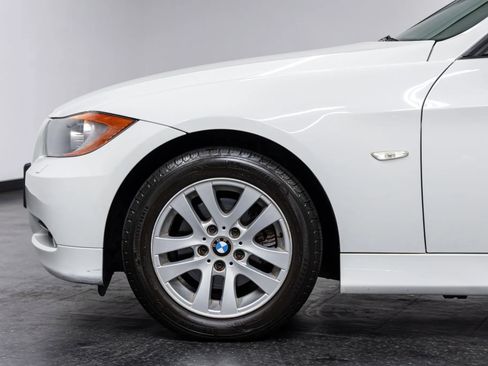 Used 2006 BMW 325xi Wagon image 18