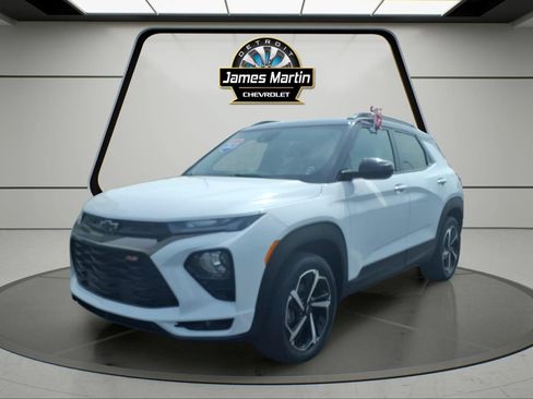 Used 2023 Chevrolet TrailBlazer RS w/ Convenience Package AWD/4WD image 1