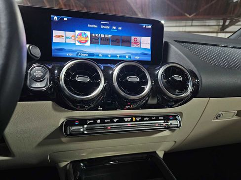 Certified 2026 Mercedes-Benz GLA 250 4MATIC image 27