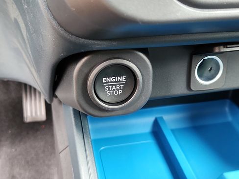 New 2025 Ford Maverick XLT w/ XLT Luxury Package image 14