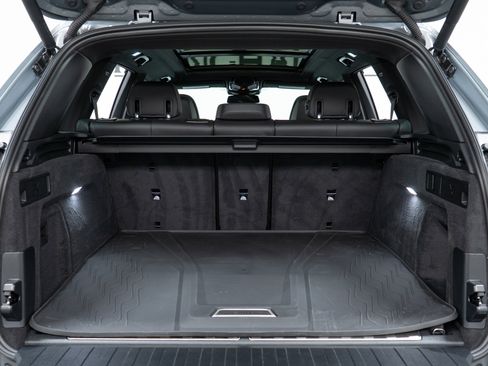 Used 2025 BMW X5 xDrive50e w/ Executive Package image 10