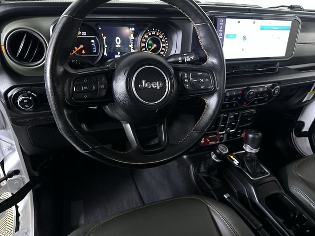 Used 2024 Jeep Gladiator Mojave w/ Convenience Group AWD/4WD image 21