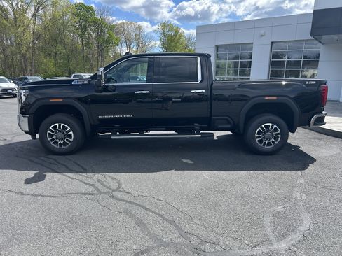 New 2026 GMC Sierra 2500 SLT w/ SLT Premium Package AWD/4WD image 2