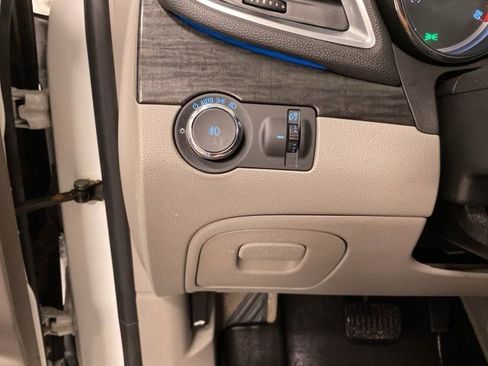 Used 2015 Buick Encore Leather AWD/4WD image 17