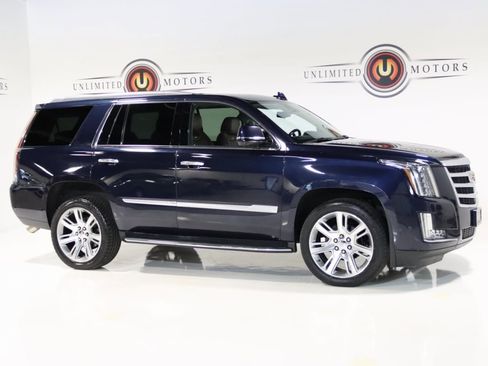Used 2020 Cadillac Escalade Luxury image 6