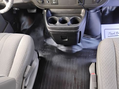 Used 2016 GMC Savana 2500 image 56