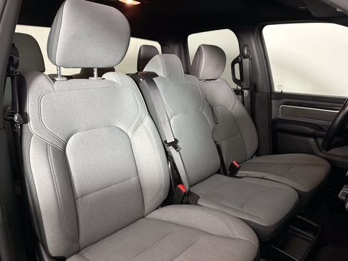 Used 2022 RAM 1500 Big Horn AWD/4WD image 33