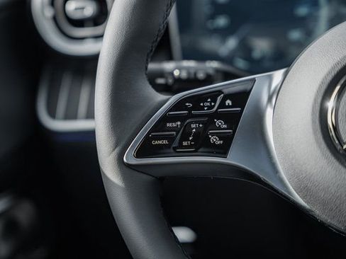 New 2026 Mercedes-Benz GLC 300 4MATIC image 30