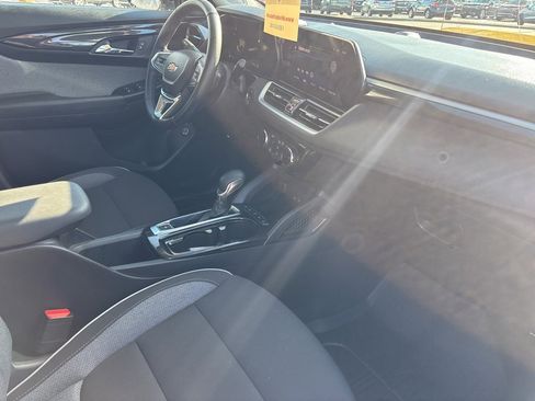 Certified 2025 Chevrolet TrailBlazer LT w/ Convenience Package image 24